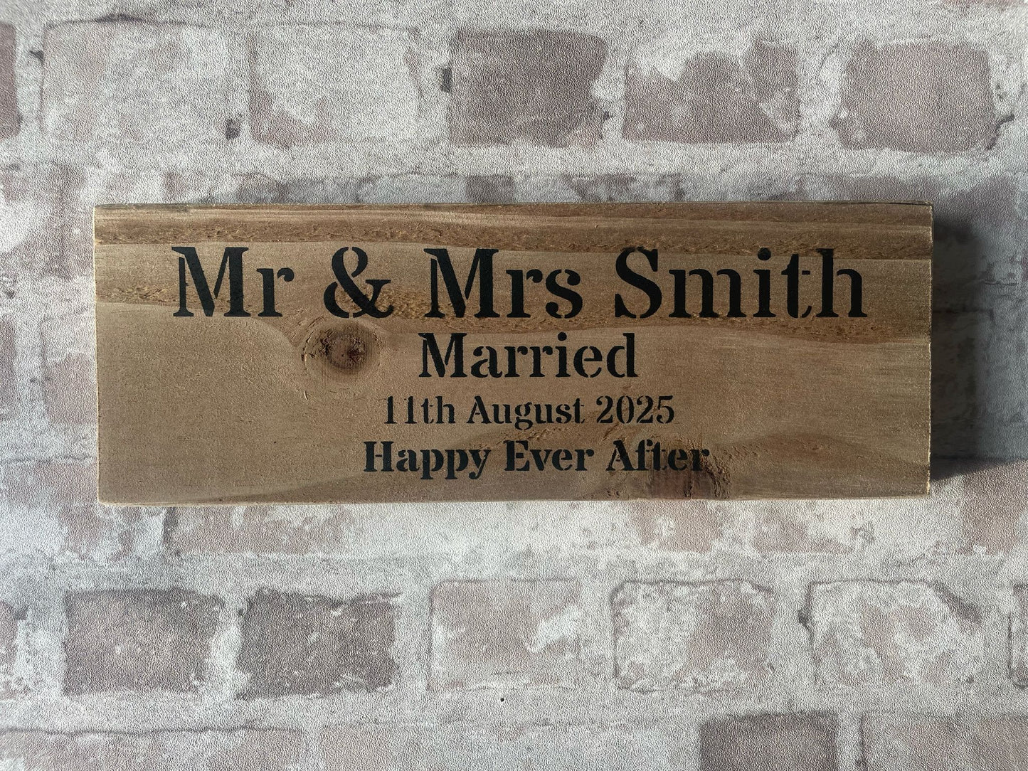 Handmade persoalised wedding or anniversary gift wooden sign (Mr & Mrs)