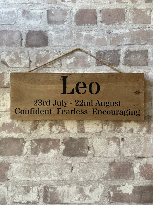 Handmade wooden sign (Leo)