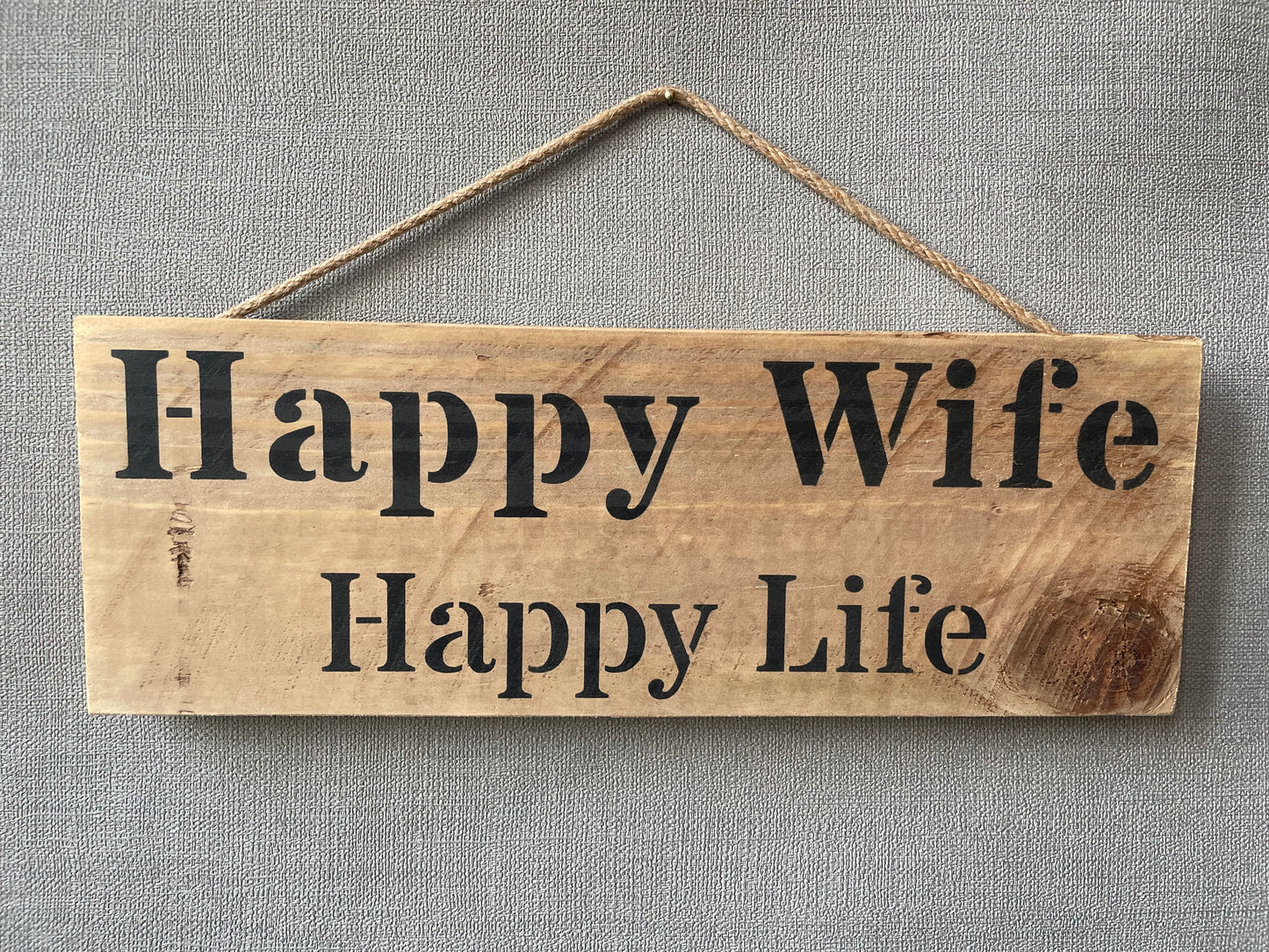 Handmade wooden sign - (Happy Wife Happy Life)