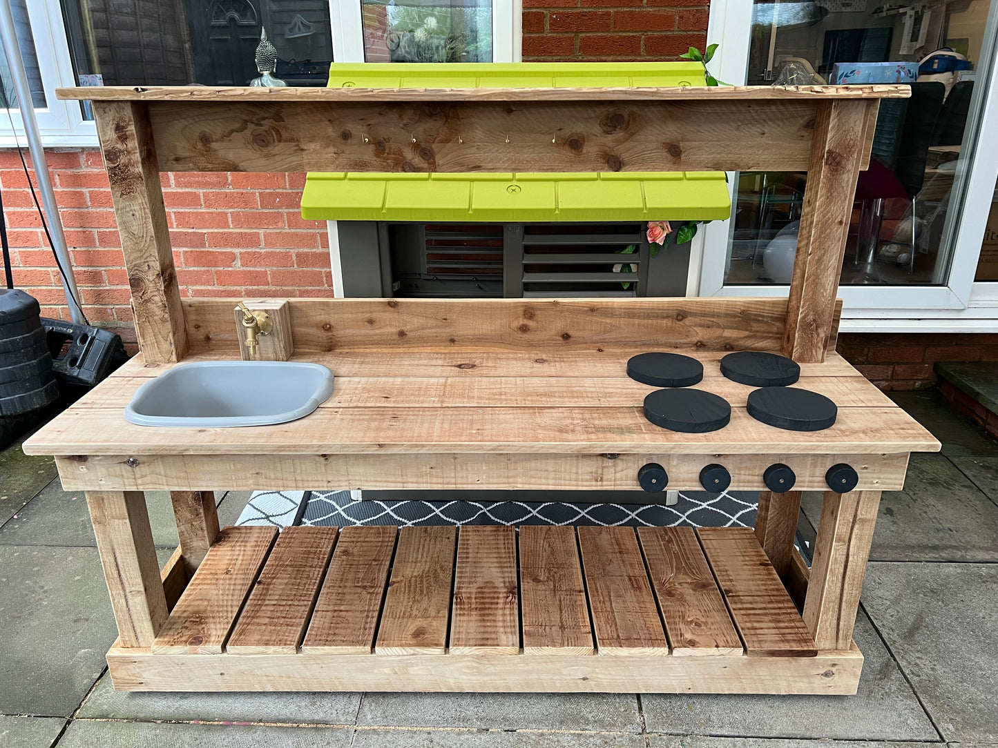 Mud Kitchen (made to order)