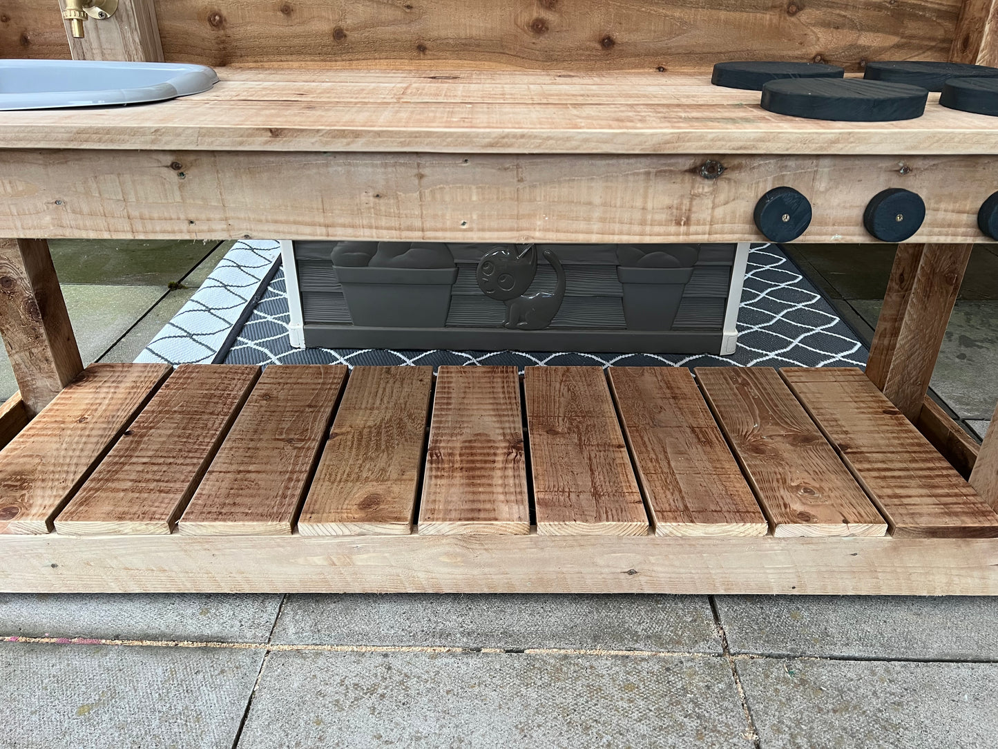 Mud Kitchen (made to order)