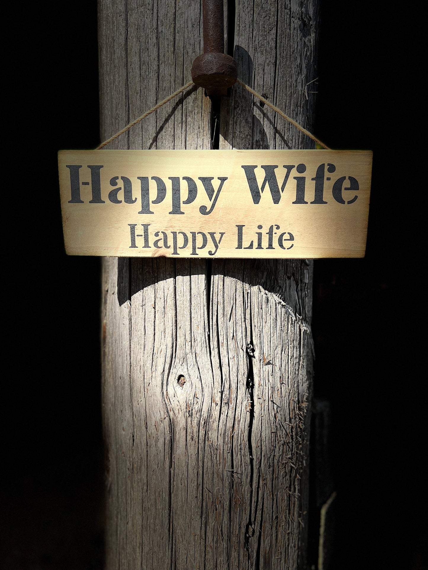 Handmade wooden sign - (Happy Wife Happy Life)